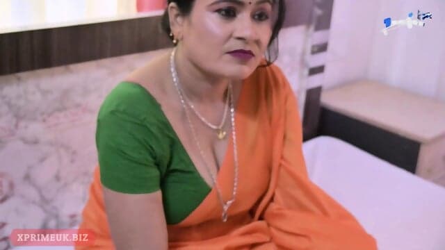 Beautiful Indian Teacher Fucks Student