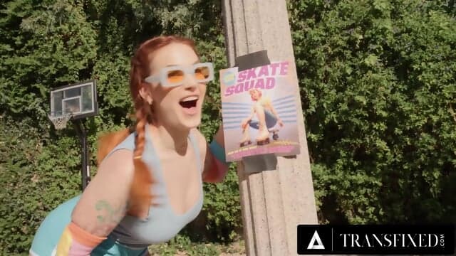 TRANSFIXED   All Natural Redhead Babes Siri Dahl & Emma Magnolia's Hot 3 Way With FTM Austin Spears