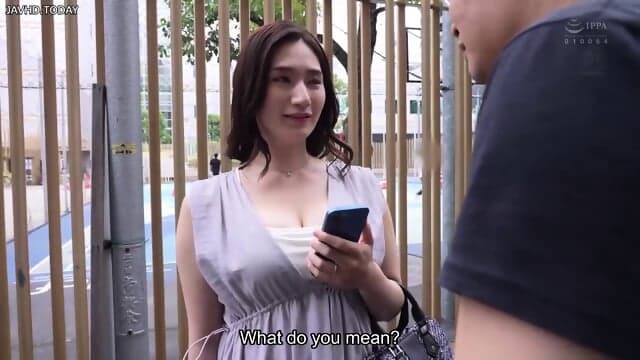 English Subtitle  If You Let Your Wife Stand On A Street Corner For An Hour… Standing. Rei Kimura