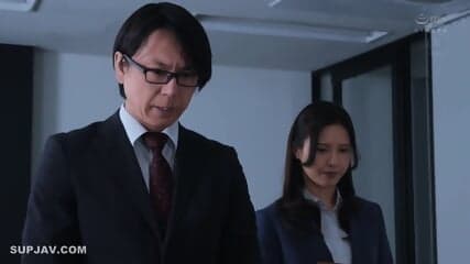 Married Secretary, Sweat and Kissing in the President's Office Creampie Sex Adult Beauty, Mature Body... All of It is Exclusively Available to Secretary Ayaka Muto