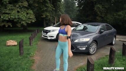 Runner Girl Getting Fucked In A Rainy Day By A Fellow Sportman