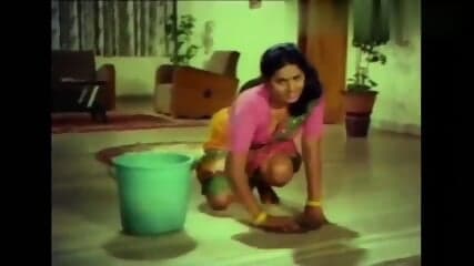 Tamil old man velaikaari udan seri matter panum real sex padam 💕💕💕