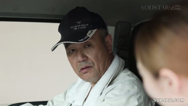 Reducing Mosaic] NTR During Delivery Newly Married Wife Yuna Ogura Is Attacked In The Car While Accompanying A Married Veteran Driver On A Delivery.@123