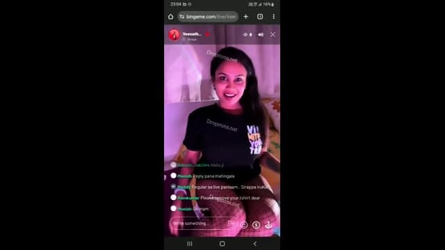 Veena thara Nude live chat