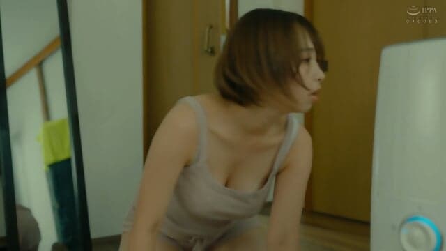 Sister and Brother TS Story: When a busty sister and her sexually active brother switch bodies, it's only natural that they'll engage in incestuous creampie action! Riho Shishido