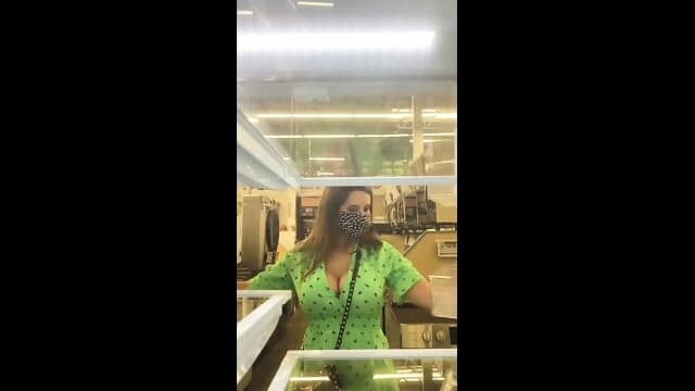 Milf Fucked On The Kitchen Table