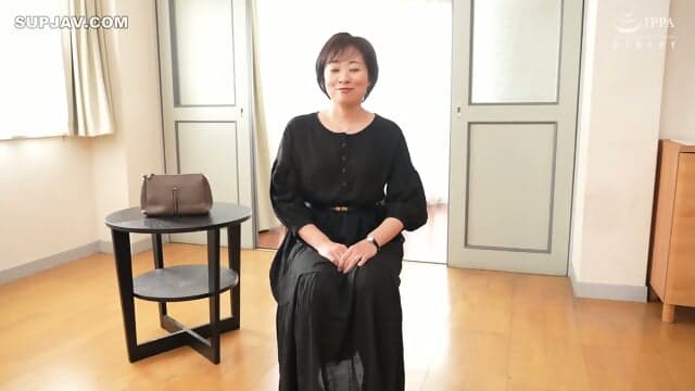 First-Time Filming: Married Woman Documentary – Watanabe Sawa