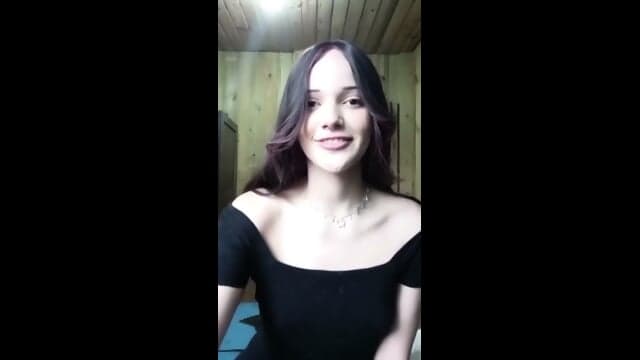Novinha Mostrando A Raba