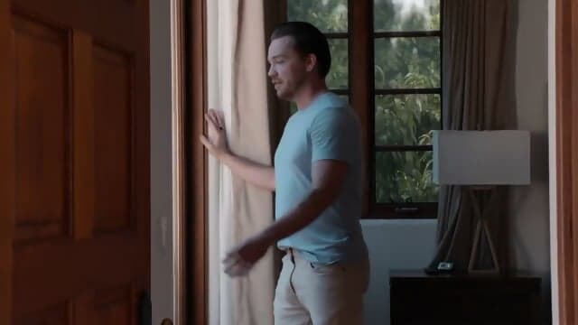 checking out my hot neighbor