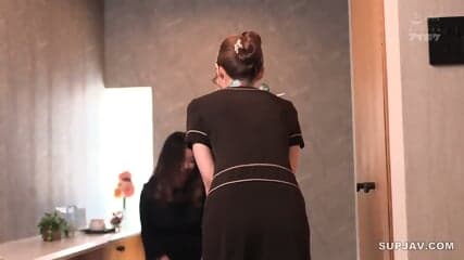 RM Married Woman's Home Beauty Salon Beautiful Esthetician