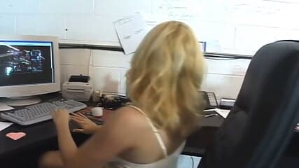 Alicia Rhodes&Little White Slave Girls 4 (2003) Sc.3