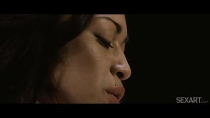 Reaction (2022)  Threesome