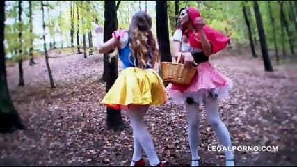 DP Cathy Heaven, Simony Diamond - Halloween DAP