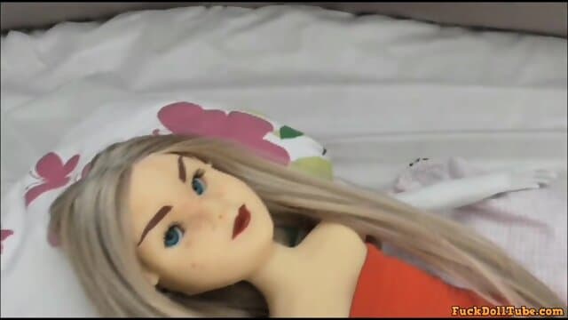 spit-backdoll,sex doll,oral