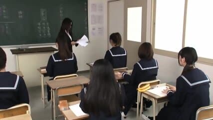 Futanari schoolgirls PMV